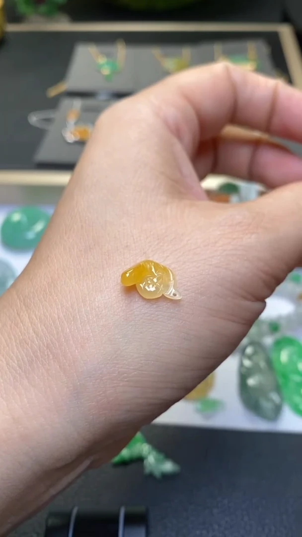 颈饰未镶嵌翡翠净货35174