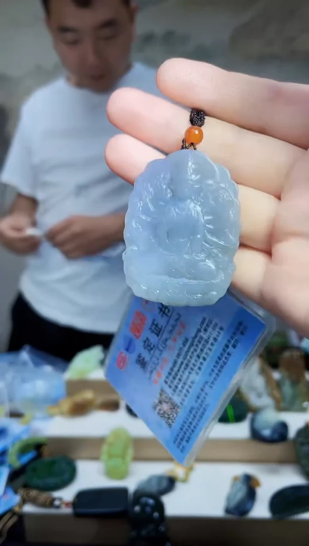 和田玉未镶嵌颈饰1