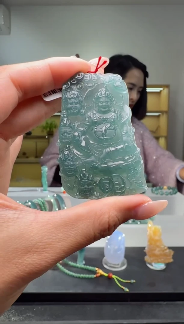 吊坠(赠链)未镶嵌翡翠财神（多样性发其一）