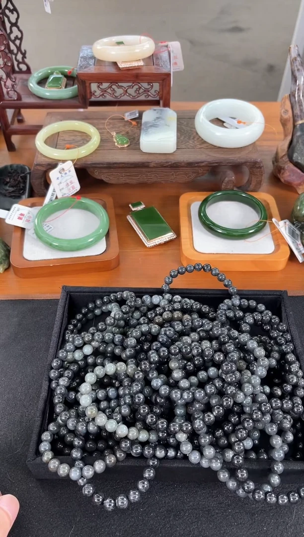 未镶嵌手串和田玉若羌毛毛矿卡8圆珠 多样性发一