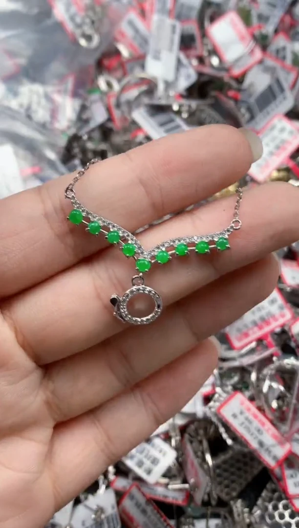 银S925镶嵌戒指翡翠天然A货缅甸翡翠