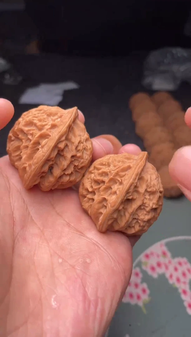 把件文玩核桃a360  霞云岭