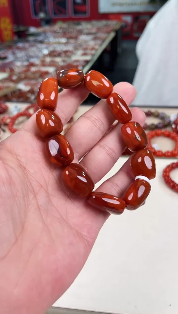 未镶嵌瓦西随型手串南红玛瑙（多样式发其一）