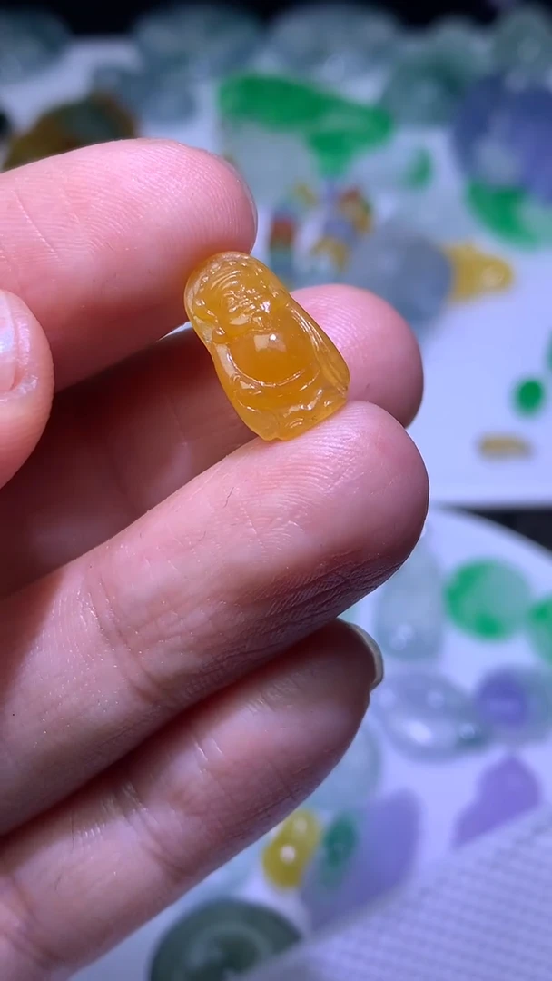 未镶嵌定制翡翠毛货