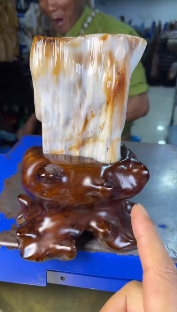 未镶嵌摆件硅化玉3