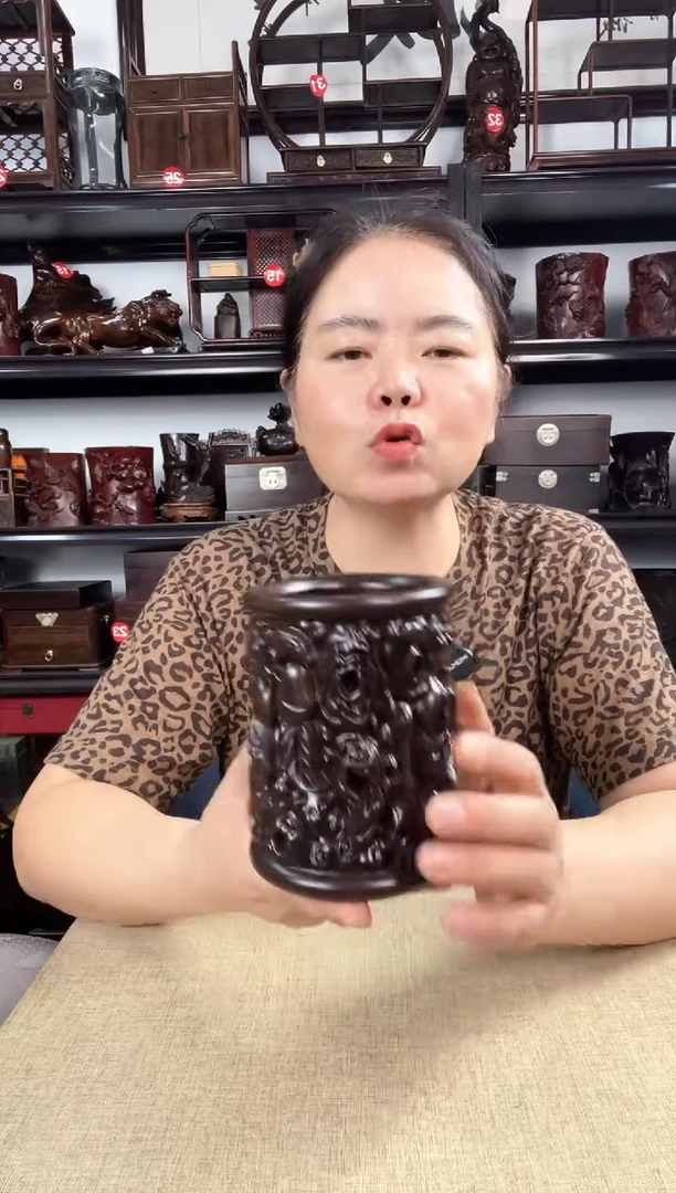 木寿桃笔筒老李红木工艺品