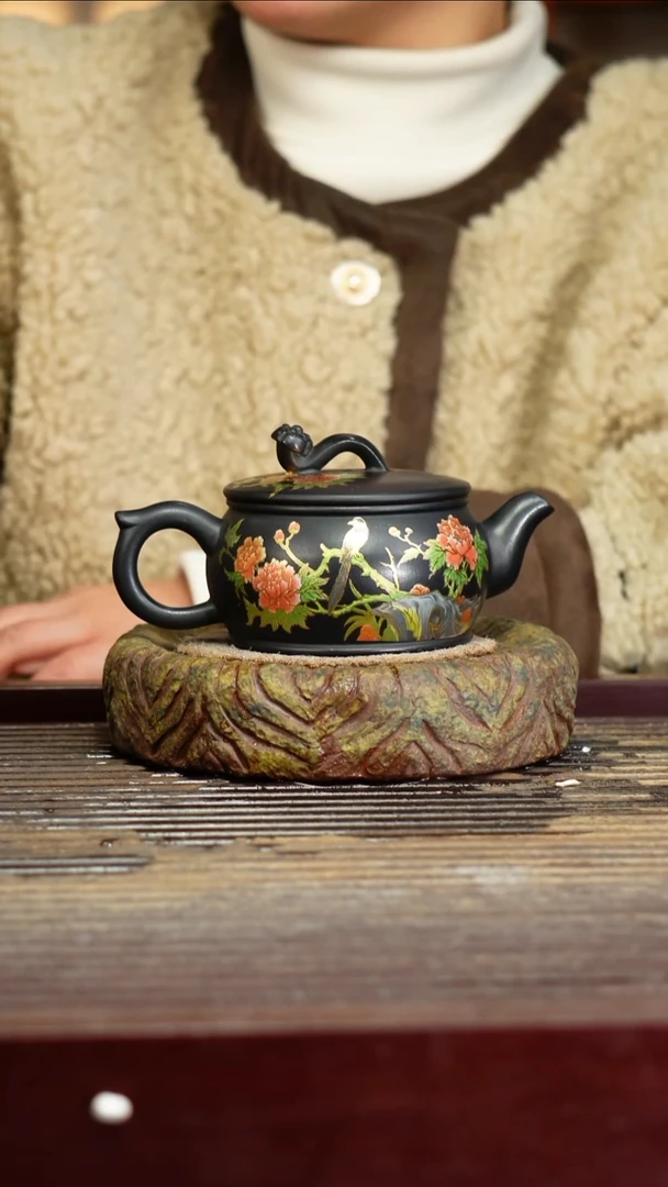 宜兴原矿紫砂壶茶壶宜兴原矿紫砂壶茶壶180C