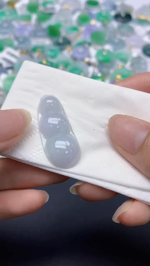 翡翠未镶嵌颈饰天然缅甸a货翡翠