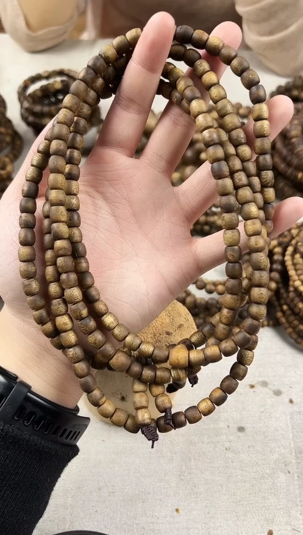 沉香手串奇楠虫漏多圈鼓珠7mm多样性发一条