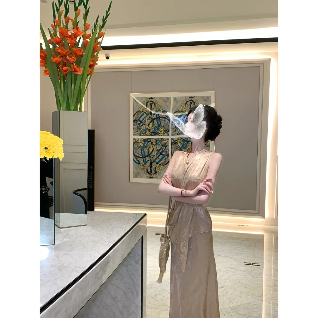 【宠粉专场】朝花夕拾 光泽感暗纹提花不规则上衣DYYY-24055336