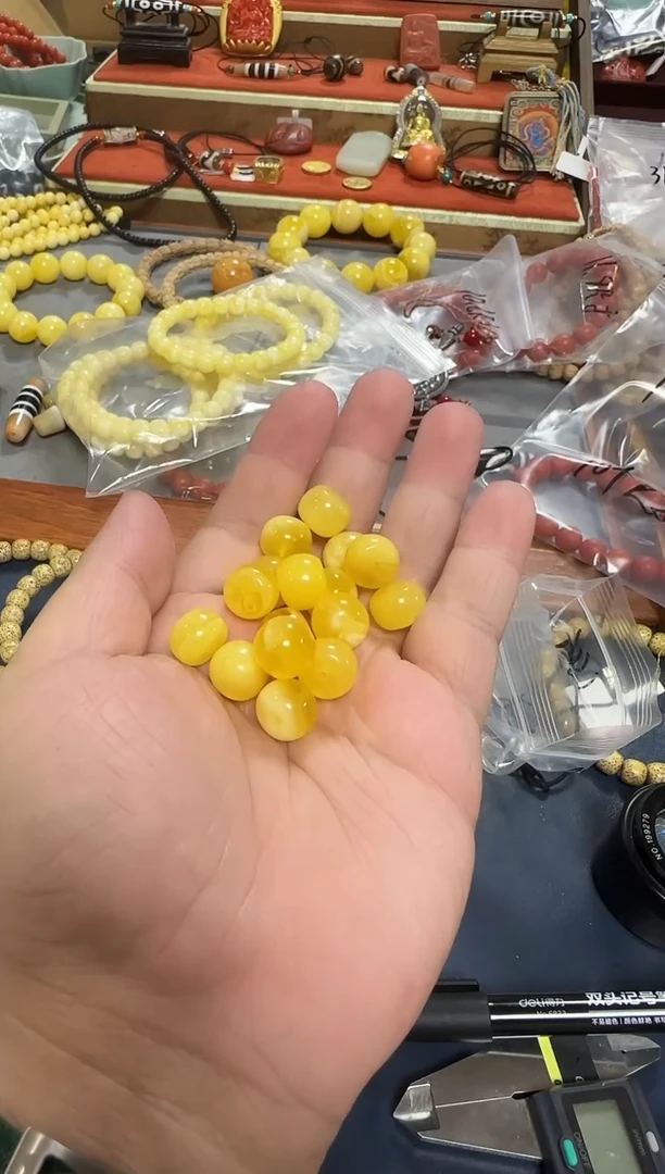 【闪购商品】蜜蜡裸石未镶嵌50多样性发一 全量 全量 全量