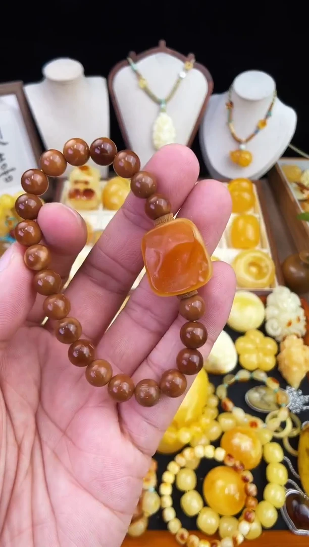琥珀未镶嵌珠宝奇石柒月