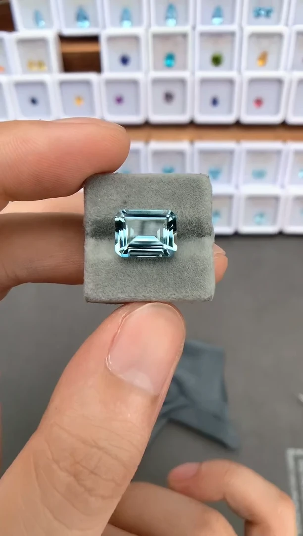 未镶嵌裸石定制海蓝宝石4.23ct 圣玛