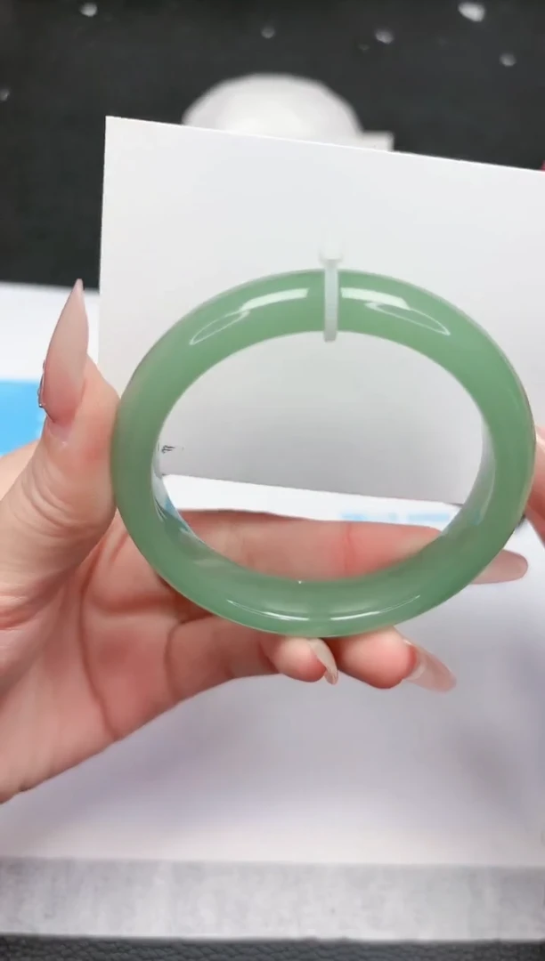 【闪购商品】石英质玉手镯未镶嵌783-56.2