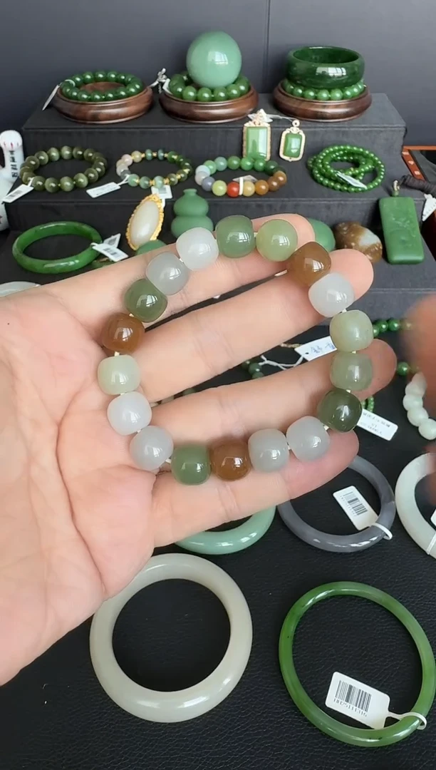 未镶嵌手串和田玉ZZ 青海多宝老型手串