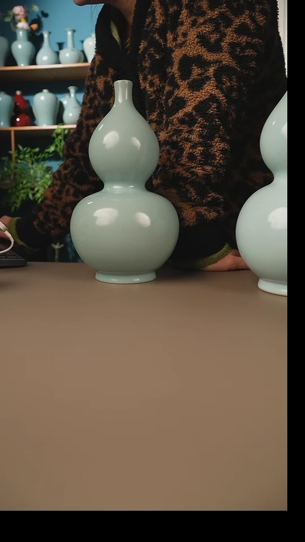 尘****球仿古天青葫芦瓶微暇