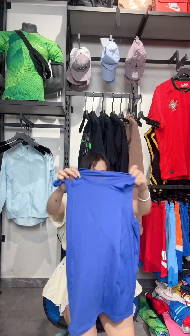 1705编码 瑕疵款直播间过款为准 尺码M