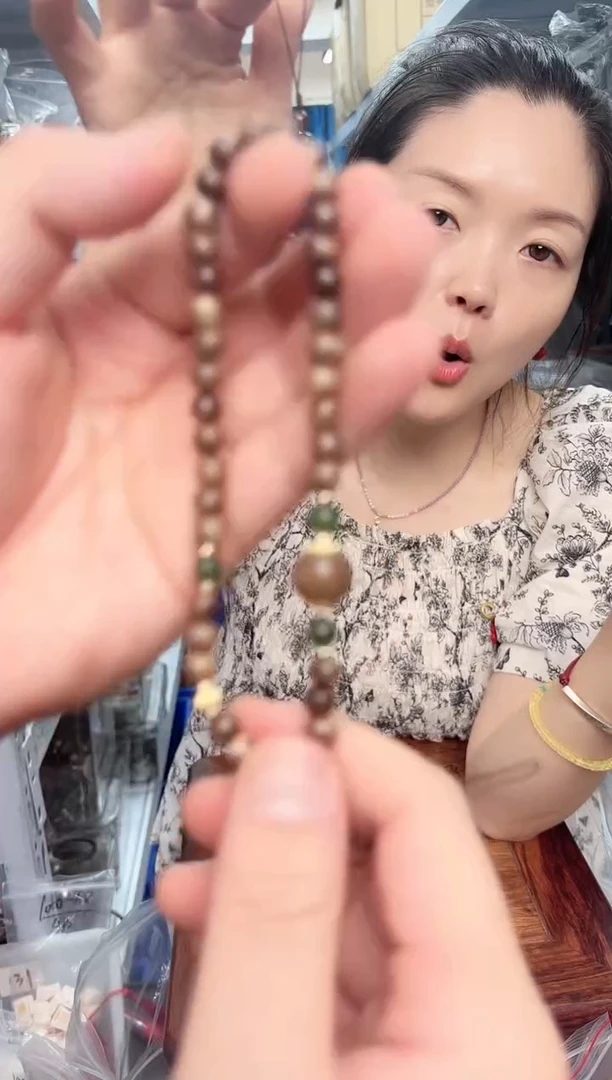 未镶嵌檀香木手串芽庄短款手机链一条