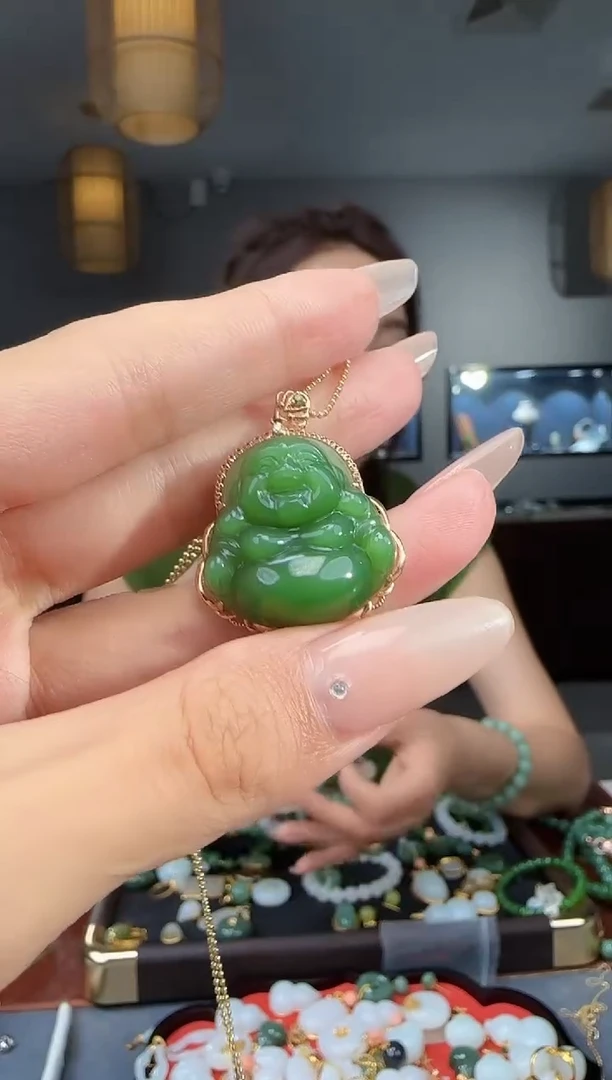 和田玉18K金镶嵌吊坠(不含链)1