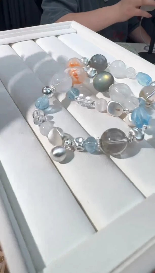 水晶手链银S925镶嵌蓝针灰月顶珠款发货多样性发其一