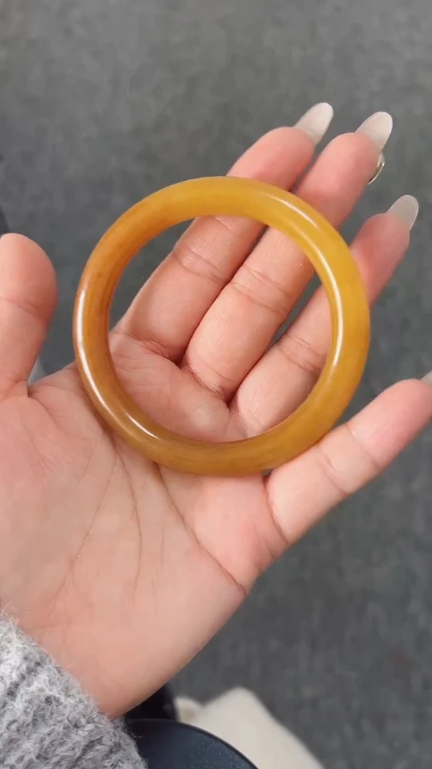 【闪购商品】石英质玉手镯未镶嵌237-59+