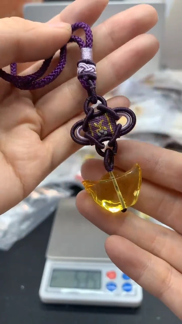 未镶嵌琥珀珠宝奇石867