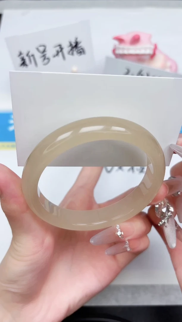 石英质玉手镯未镶嵌174-62.1