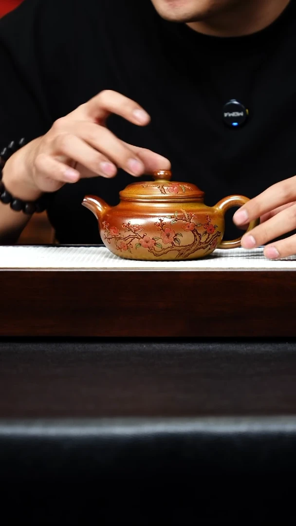 茶壶紫砂宜兴紫砂 仿古 黄金段 梅付春h445