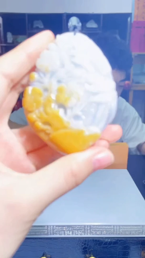 翡翠未镶嵌吊坠(不含链)A08