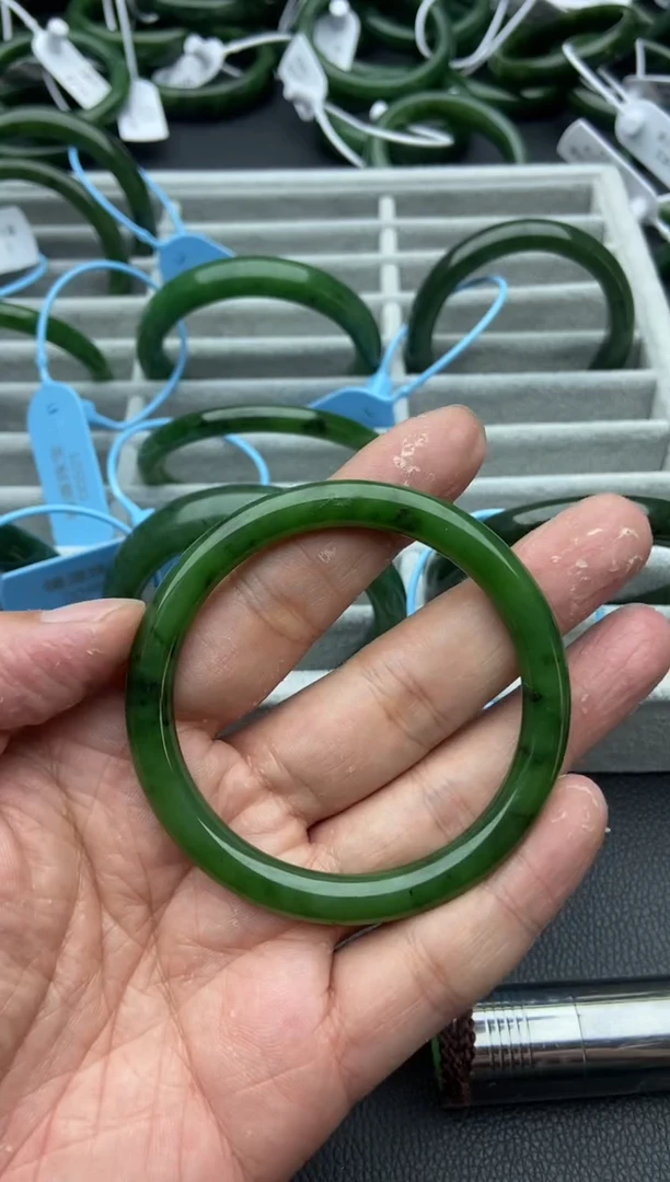 未镶嵌手镯和田玉（碧玉）14-57.7