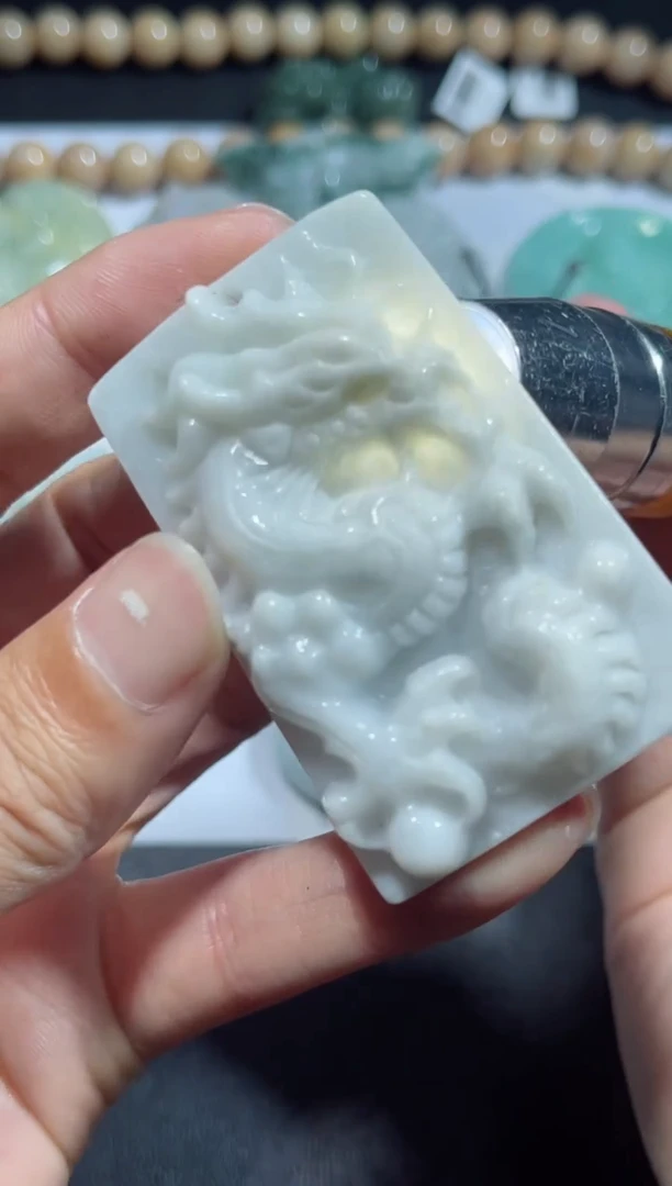 【闪购商品】翡翠颈饰未镶嵌00013512