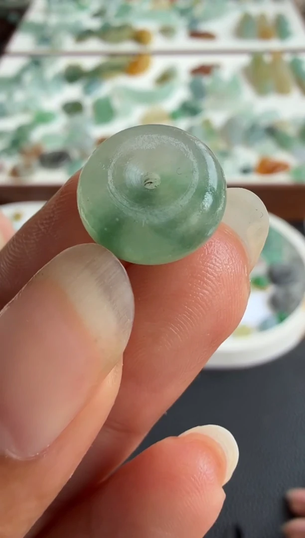 未镶嵌定制翡翠12.6*5.9扣子