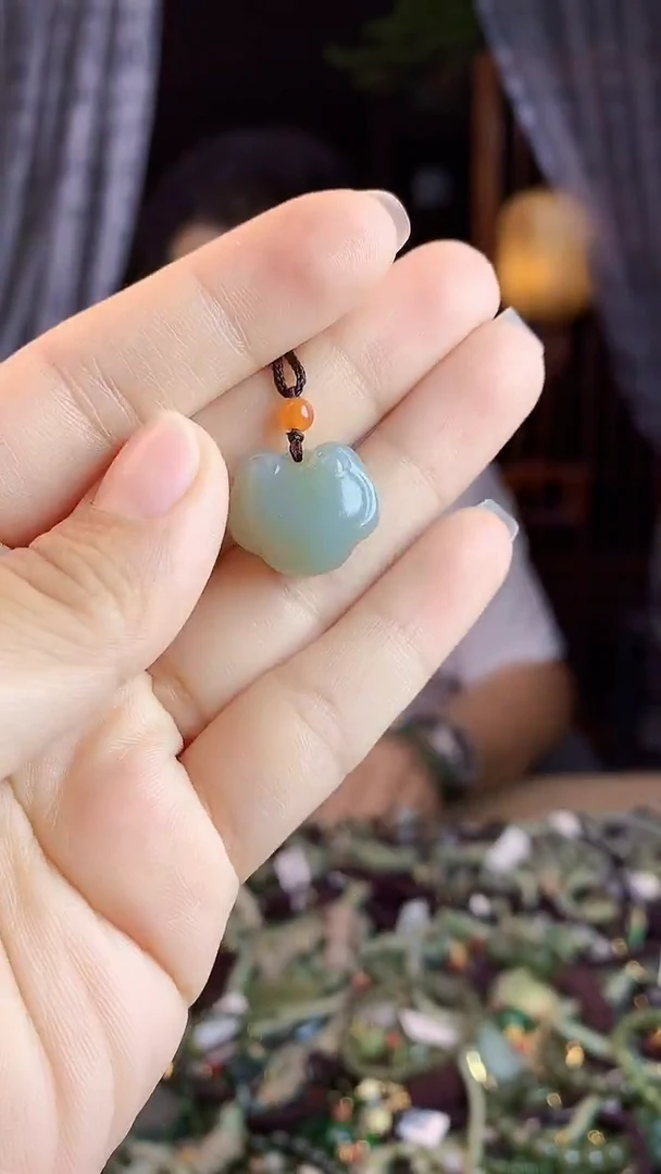 和田玉未镶嵌挂件多样性发货拍一发一