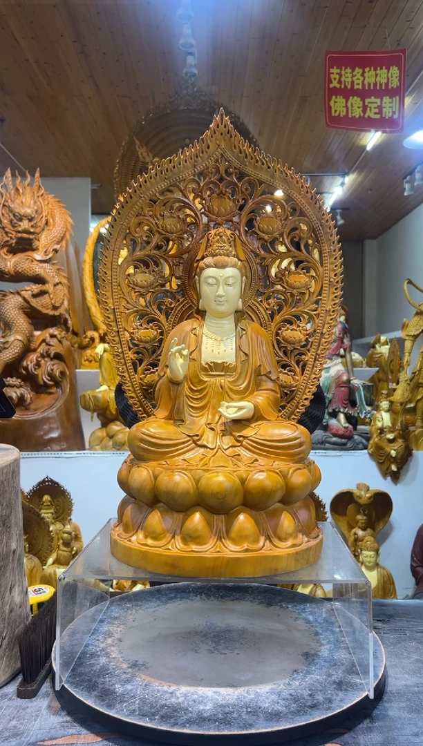 香樟木坐姿观音69cm