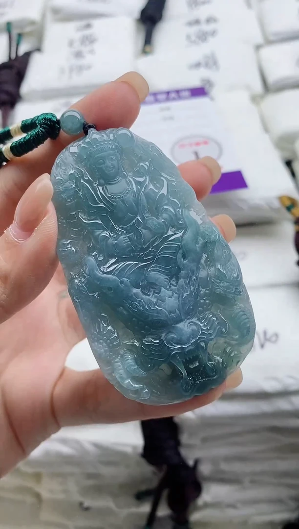 颈饰未镶嵌翡翠8