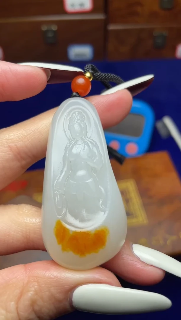 未镶嵌和田玉挂件和田玉