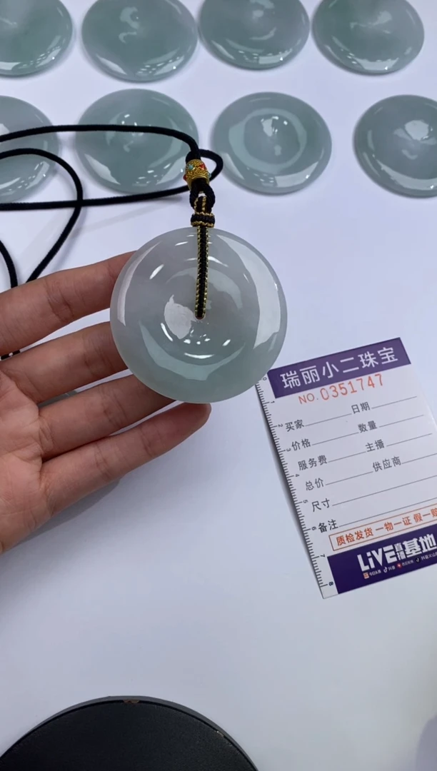 未镶嵌挂件翡翠千**g3779220566582624391