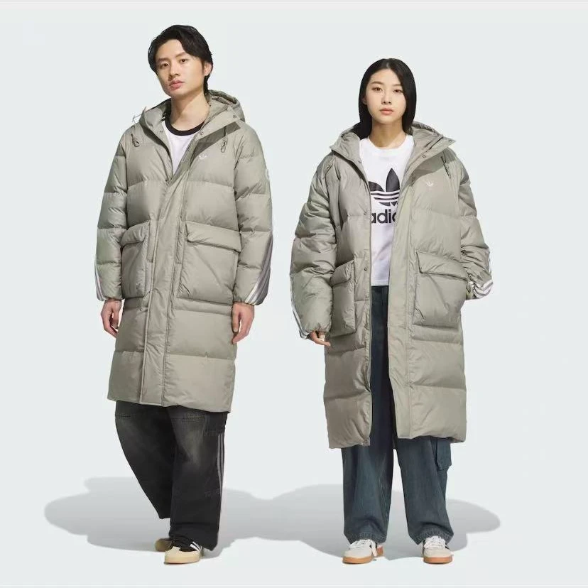 adidas/阿迪达斯三叶草保暖长款运动宽松鸭绒连帽羽绒服KF3698