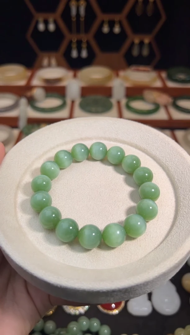 未镶嵌手链和田玉精品