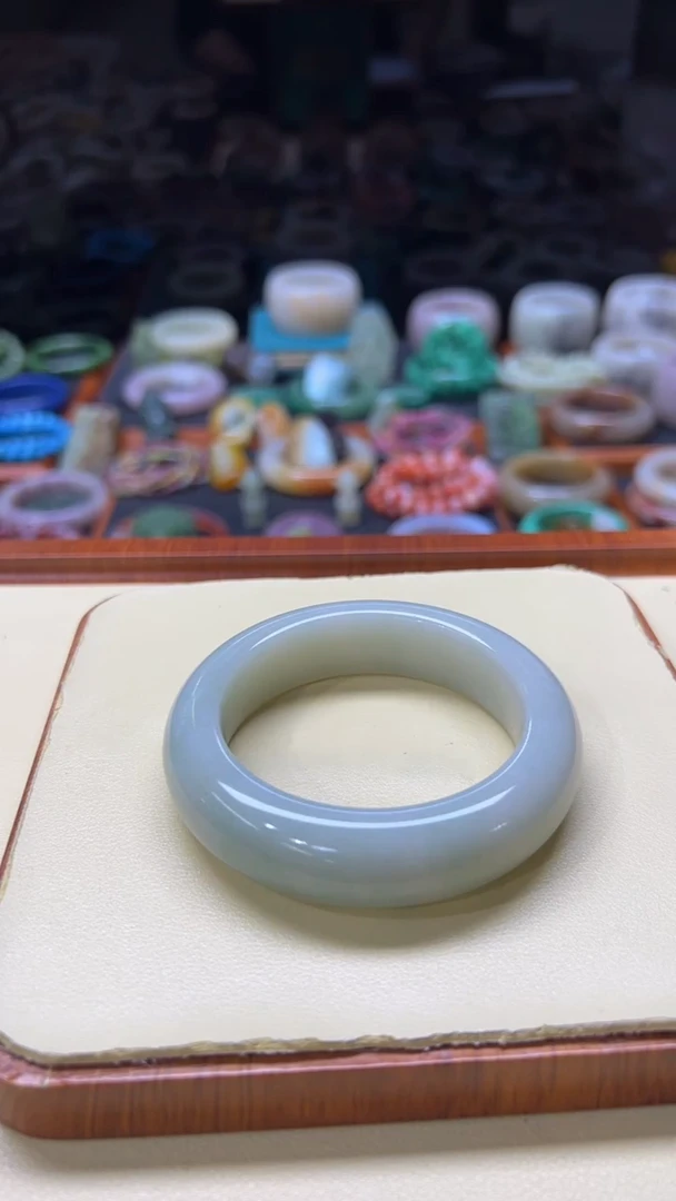 未镶嵌手镯石英质玉乐*寰104