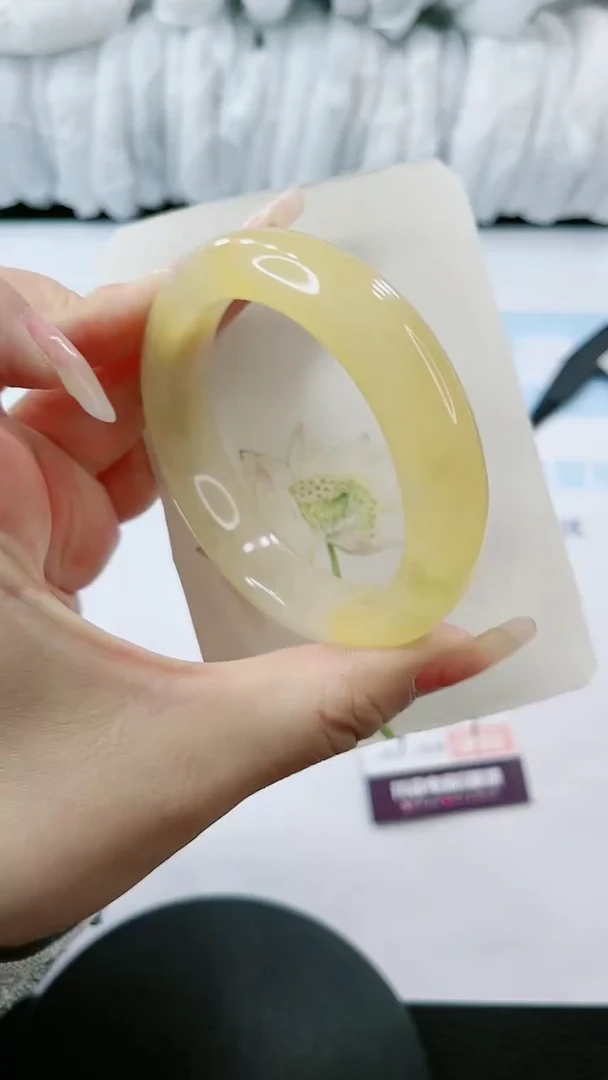 【闪购商品】石英质玉手镯未镶嵌多样性发货P401