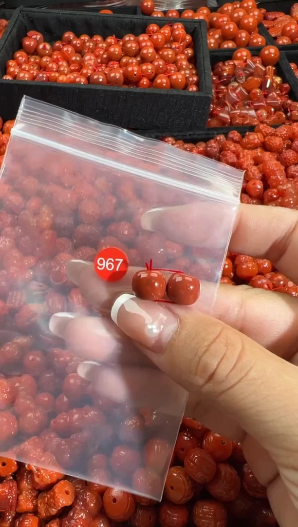 颈饰未镶嵌南红玛瑙11