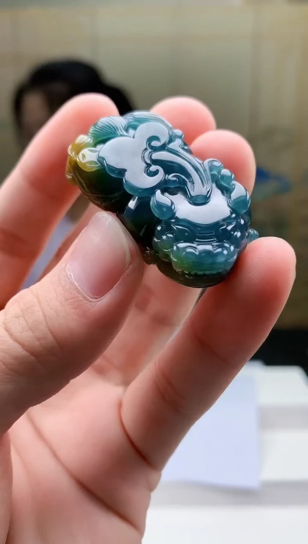 【闪购商品】定制翡翠未镶嵌4902bb-毛货挂件57