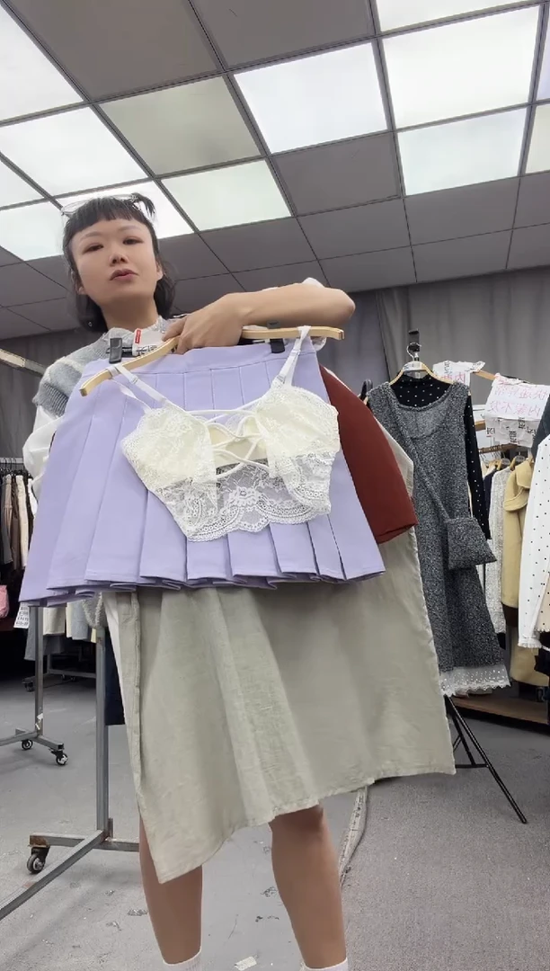 棉 大哥家漂亮衣服漂亮颜色