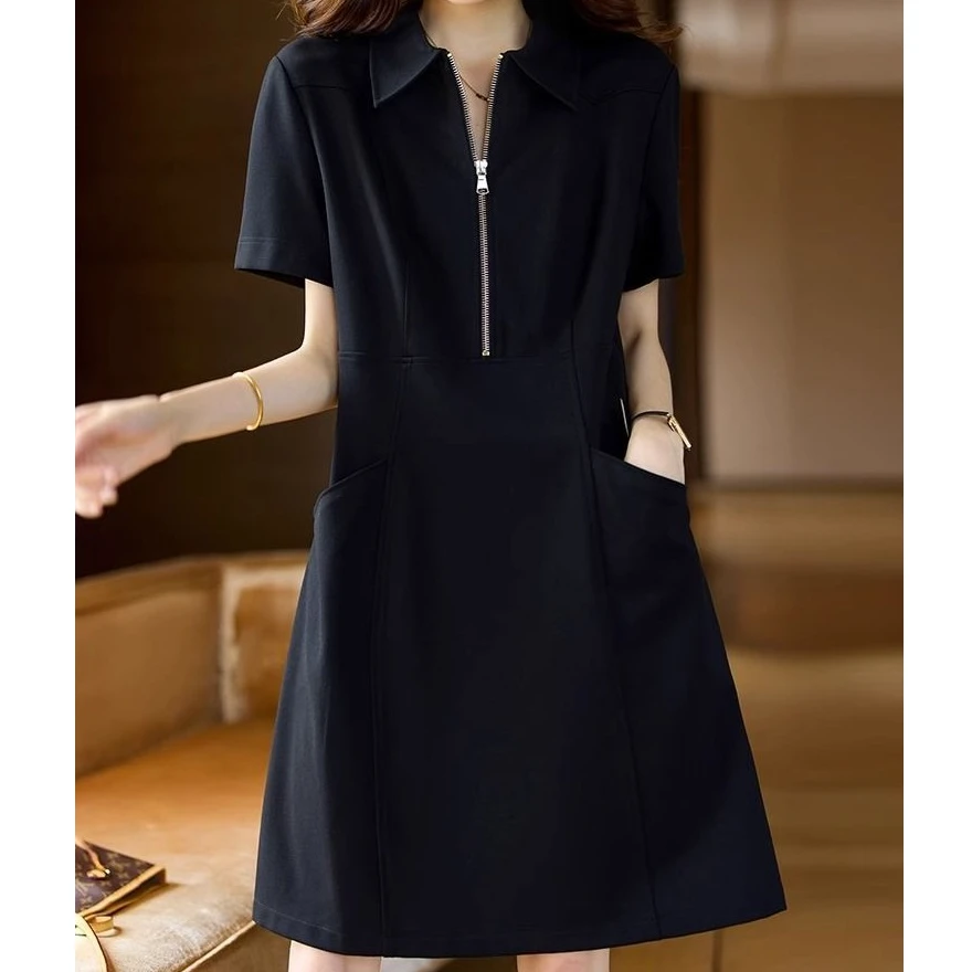 休闲简约纯色翻领连衣裙女夏2025新款法式大码宽松黑色显瘦中长裙