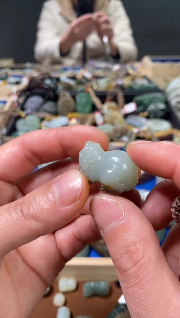 颈饰未镶嵌和田玉20