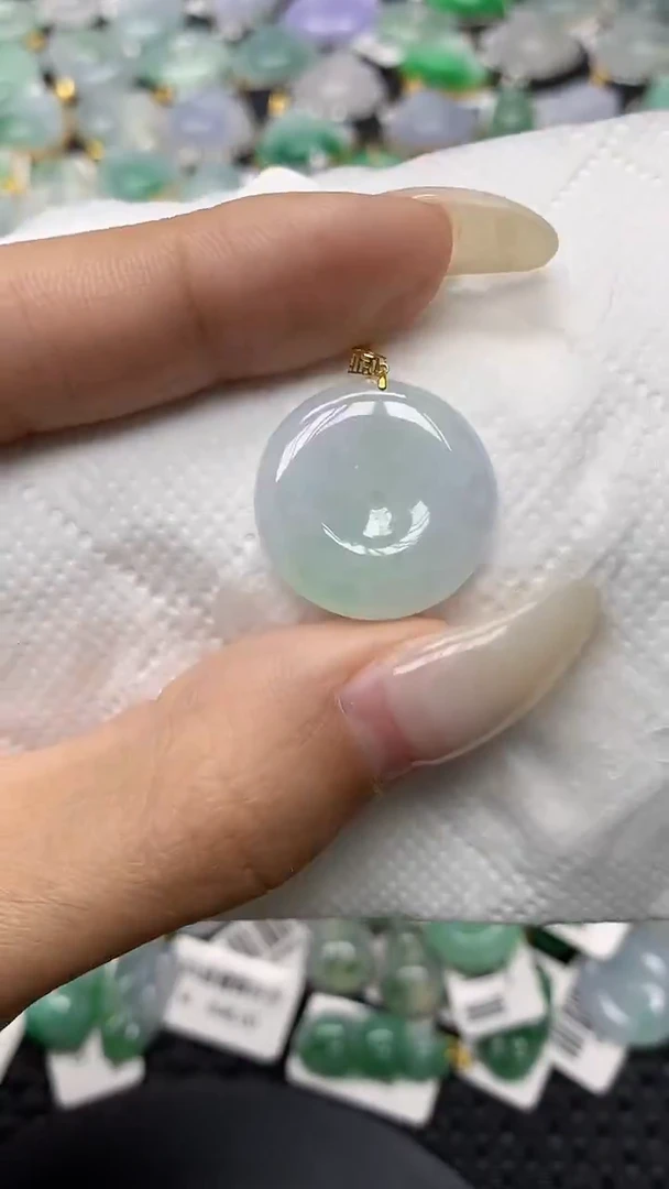 颈饰18K金镶嵌翡翠11111111111