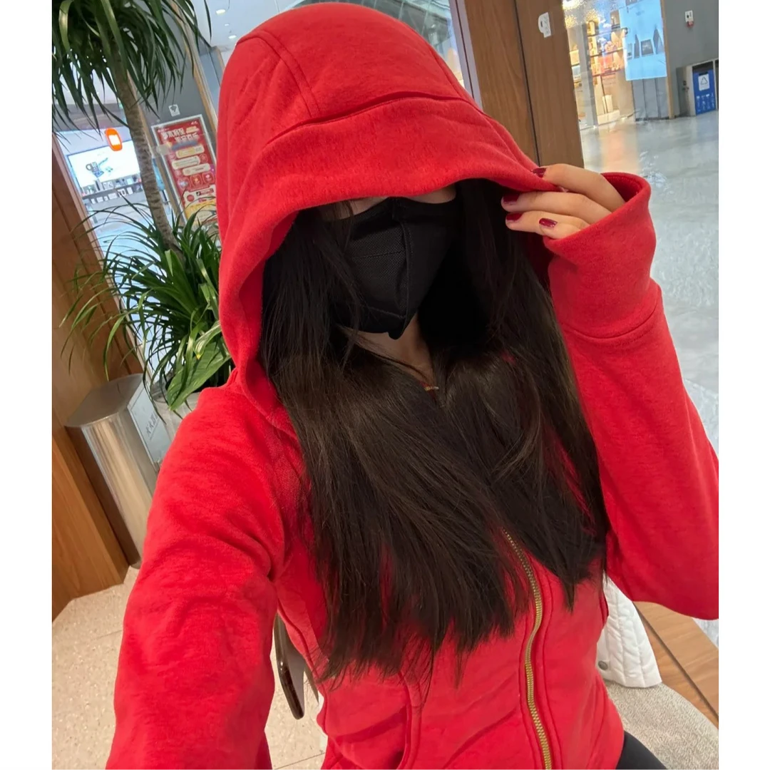 一样一样的scuba修身卫衣