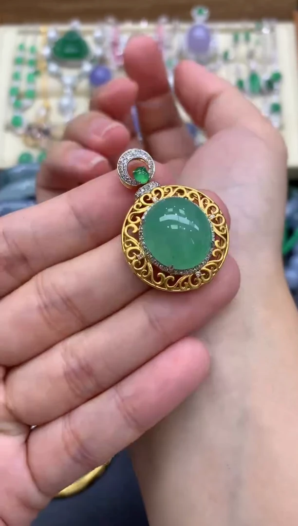 翡翠18K金镶嵌颈饰416-中国好珍宝