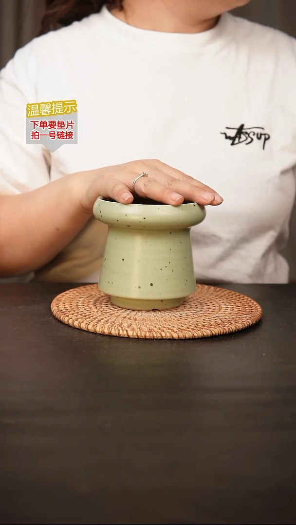 瓷片内口径约  9外高约10